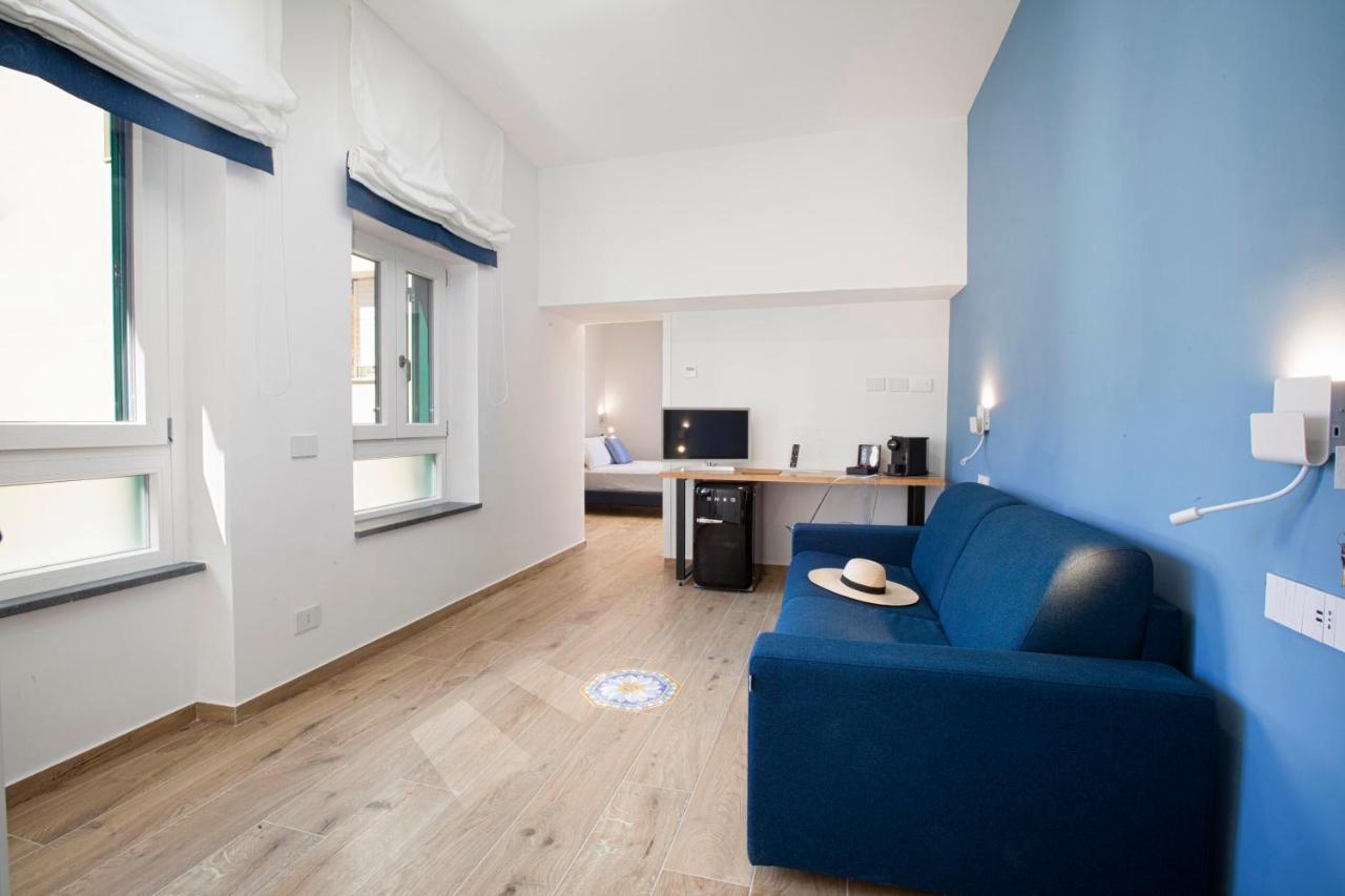 Yourhome - Lidia Rooms & Suites Сорренто Экстерьер фото