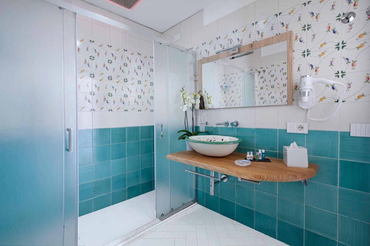 Yourhome - Lidia Rooms & Suites Сорренто Экстерьер фото